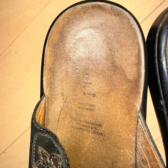 Vintage Beach summer sandals! Think 37 size 7! - Picture 5 of 6